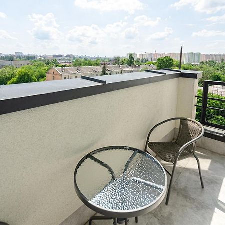 Petrovdom 5-25 In Cozy Apartment In Residential Complex "Beresteiskyi" Kiev Eksteriør billede